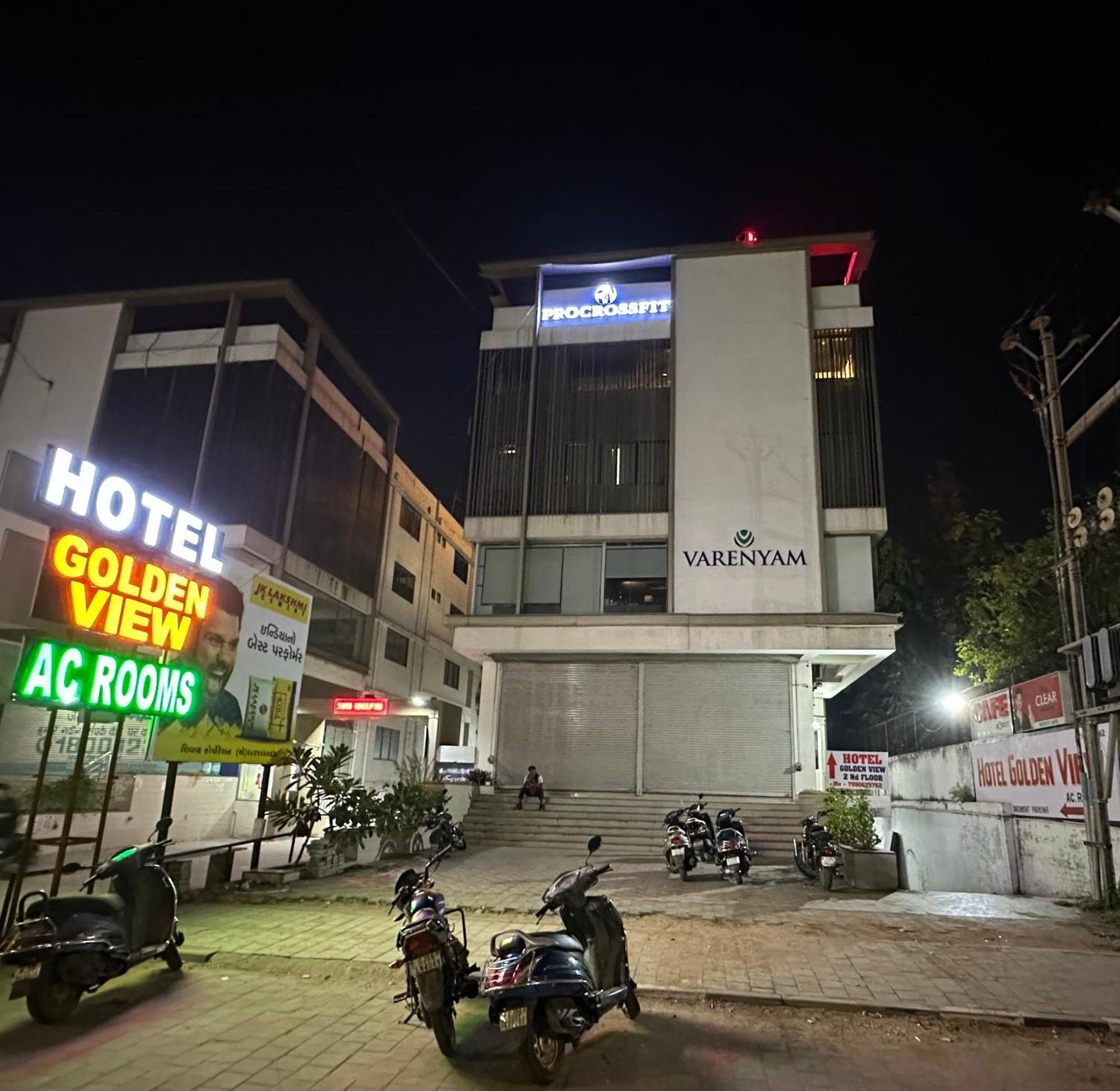 Hotel Golden View Vadodara Exterior photo